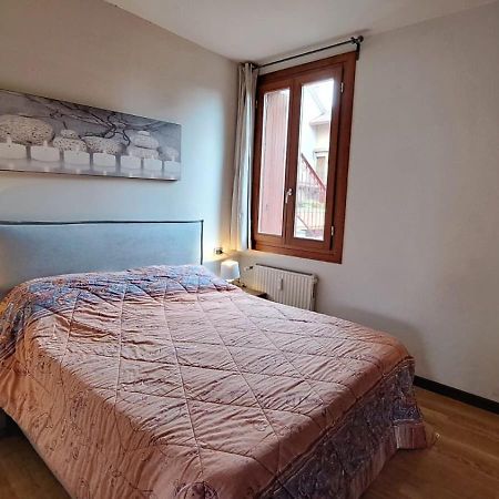 Vera Luxury Apartment Sirmione Eksteriør billede